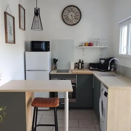 Detente Sous Le Figuier Holiday home *